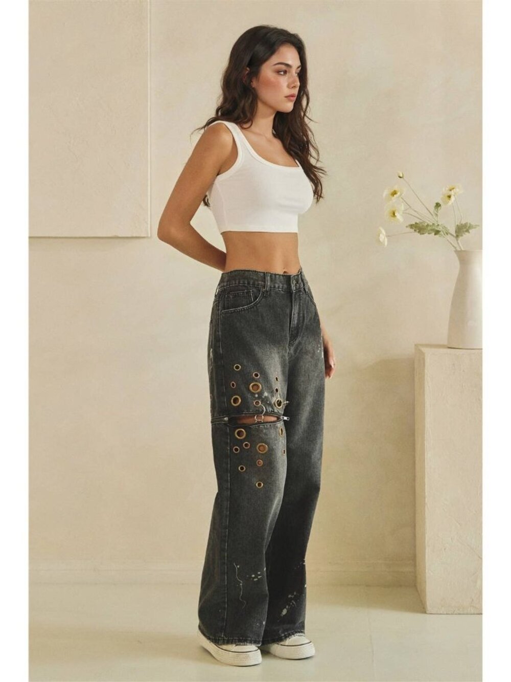NWT Oli & Hali Black Wash Distressed Zipper Leg Jeans with Gold & Copper Grommet - Picture 14 of 14